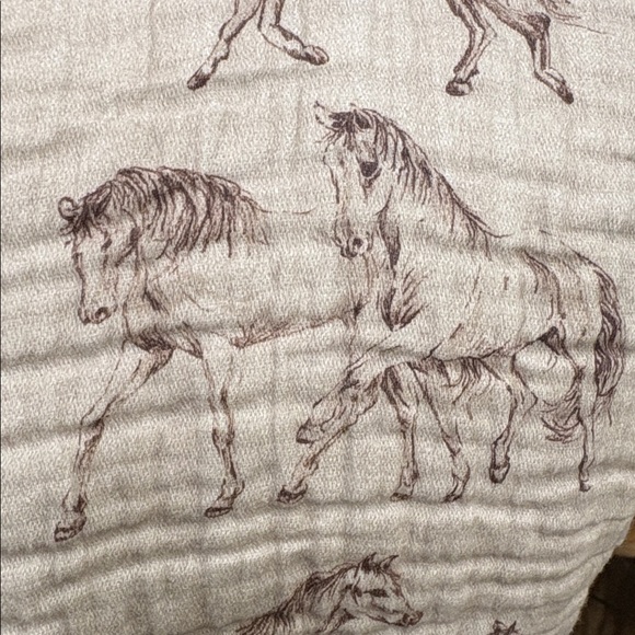 🤎 Nate Berkus Horse Print Kitchen Towels – New With Tags 🤎 - Picture 4 of 5